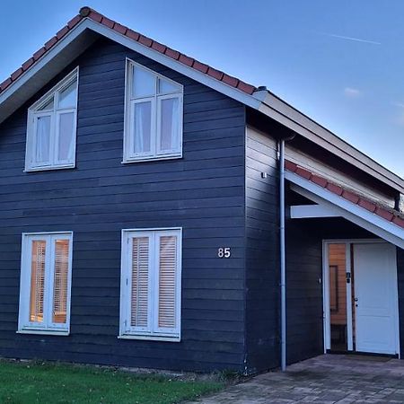 The Black House - Luxurious Holiday Villa Zeewolde Bagian luar foto